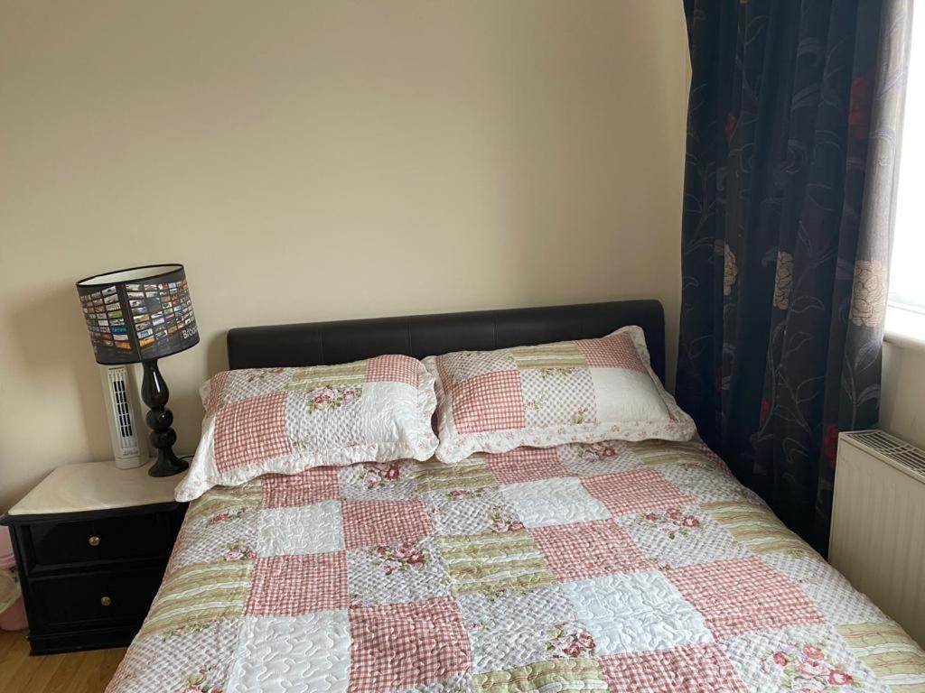 Specious Room In Northolt Northolt  Esterno foto